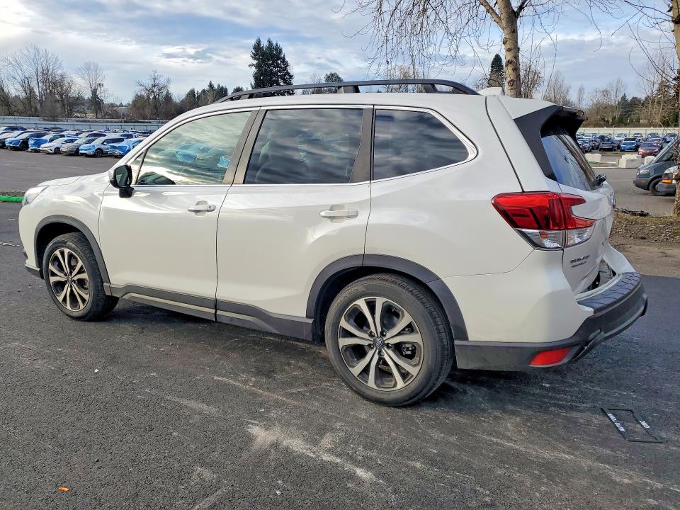 Photo 2 from auction – 2022 SUBARU FORESTER L with VIN JF2SKAPC2NH506027