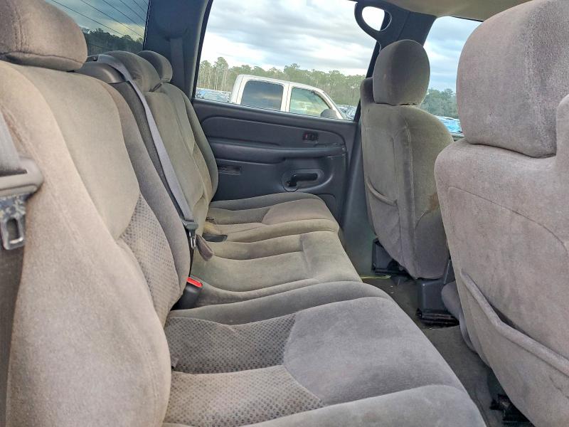 Photo 10 from auction – 2005 CHEVROLET SILVERADO with VIN 1GCHK23255F839023