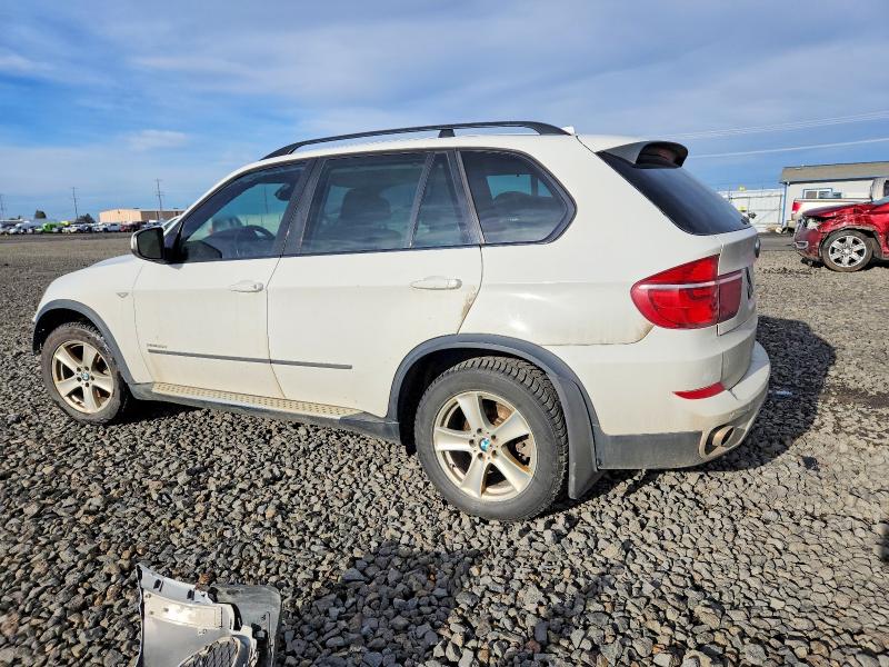 Photo 2 from auction – 2013 BMW X5 XDRIVE3 with VIN 5UXZW0C54D0B90552