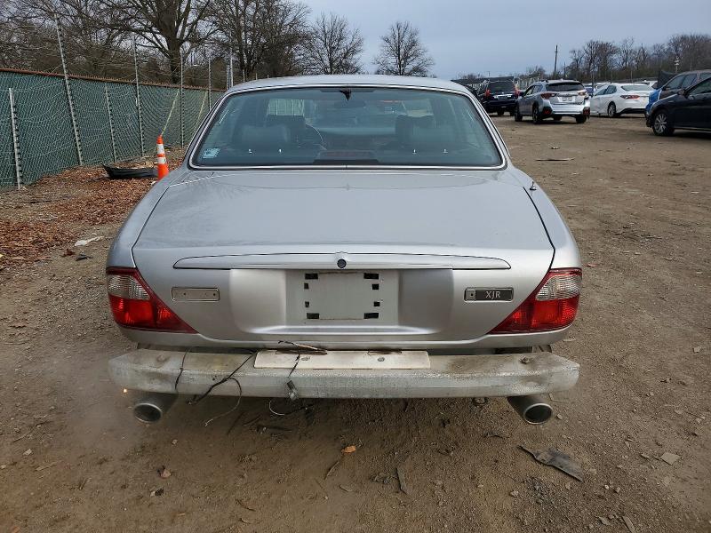 Photo 6 from auction – 2001 JAGUAR XJR with VIN SAJDA15B81MF39057