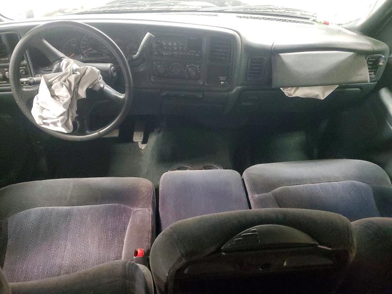 Photo 8 from auction – 2001 CHEVROLET SILVERADO with VIN 2GCEC19T811356153