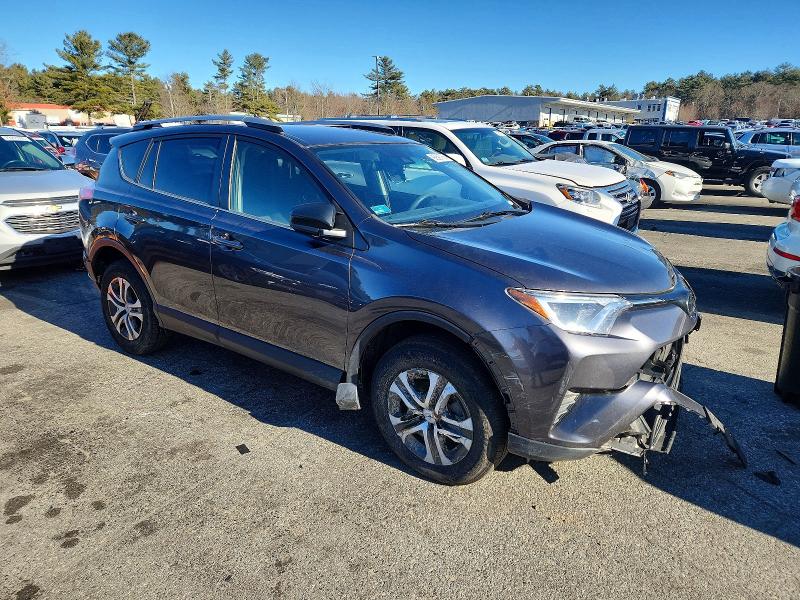 Photo 4 from auction – 2018 TOYOTA RAV4 LE with VIN JTMBFREVXJJ222010