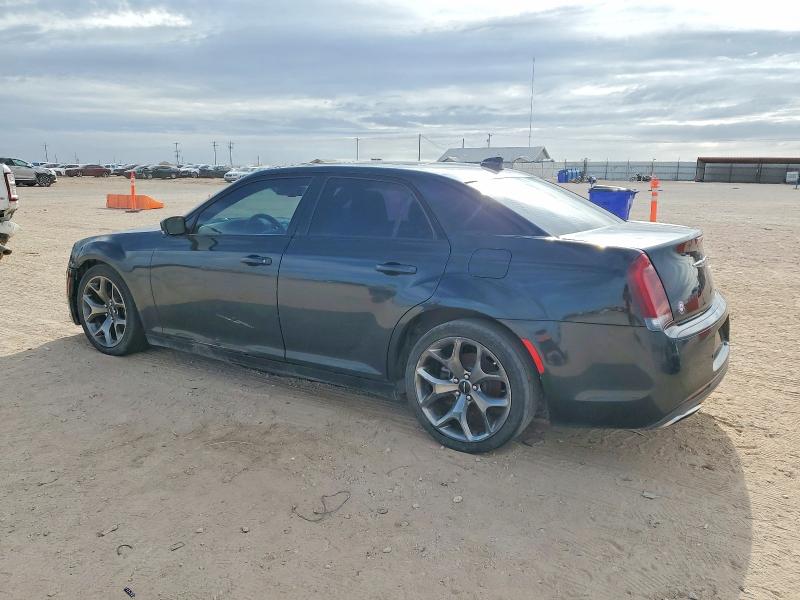 Photo 2 from auction – 2015 CHRYSLER 300 S with VIN 2C3CCABG4FH853949