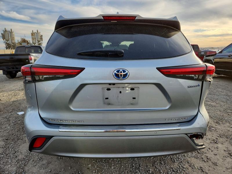 Photo 6 from auction – 2020 TOYOTA HIGHLANDER with VIN 5TDEBRCH9LS008217
