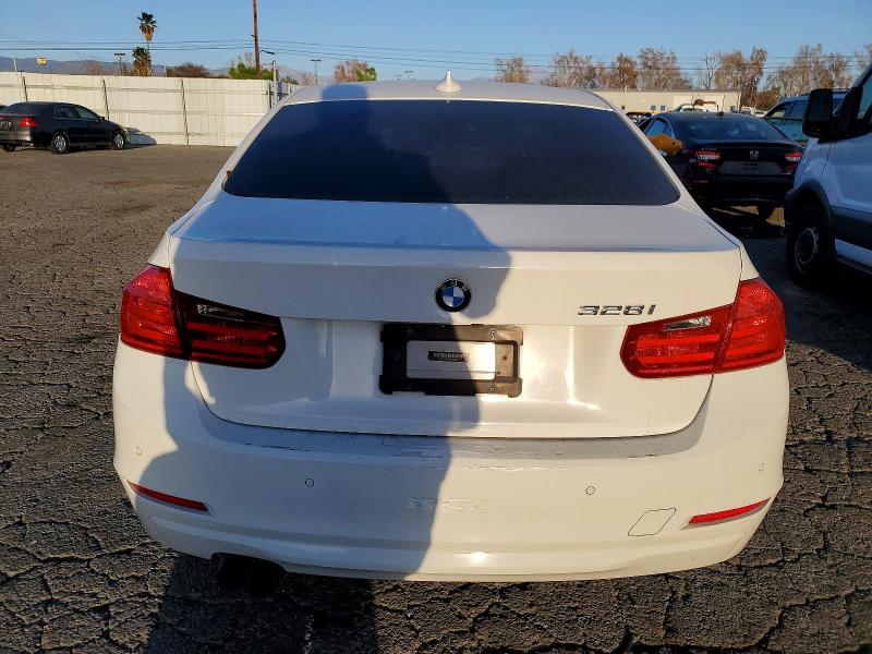 Photo 6 from auction – 2012 BMW 328 I SULE with VIN WBA3C1C54CF430873