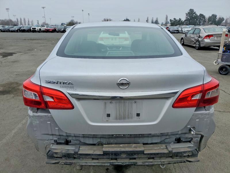 Photo 6 from auction – 2018 NISSAN SENTRA with VIN 3N1AB7AP1JY207817
