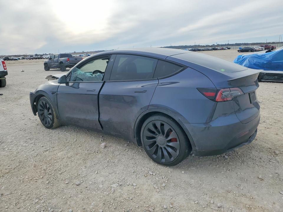 Photo 2 from auction – 2022 TESLA MODEL Y with VIN 7SAYGDEF6NF443817