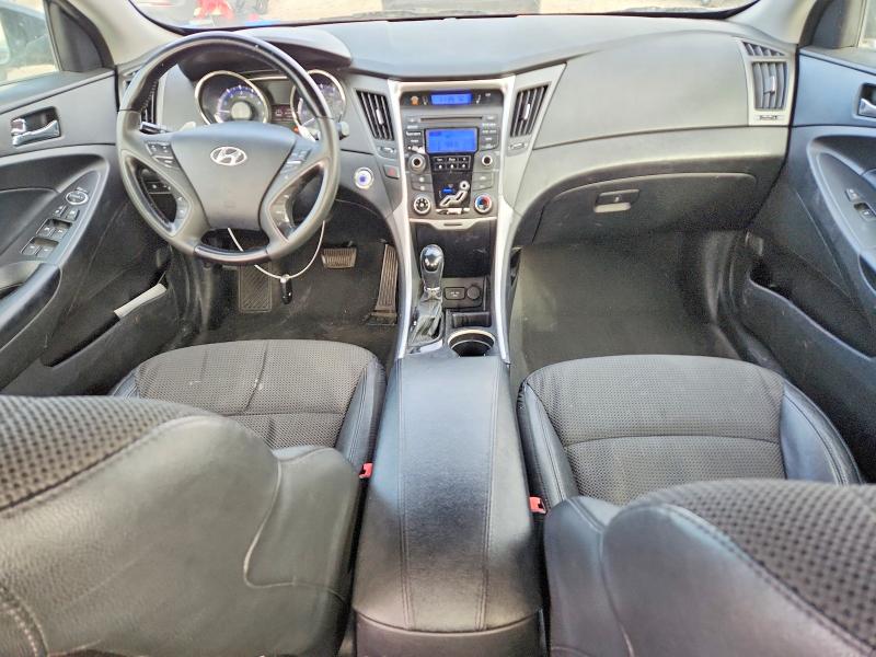 Photo 8 from auction – 2013 HYUNDAI SONATA SE with VIN 5NPEC4AC4DH576891