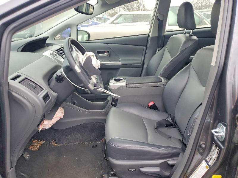 Photo 7 from auction – 2012 TOYOTA PRIUS V with VIN JTDZN3EU3C3115989
