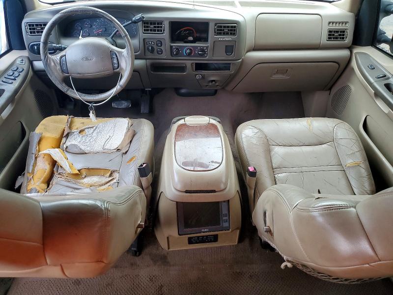 Photo 8 from auction – 2000 FORD EXCURSION with VIN 1FMNU43S8YED63333