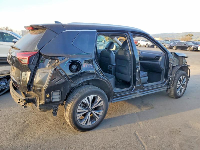 Photo 3 from auction – 2021 NISSAN ROGUE with VIN 5N1AT3BA5MC795758