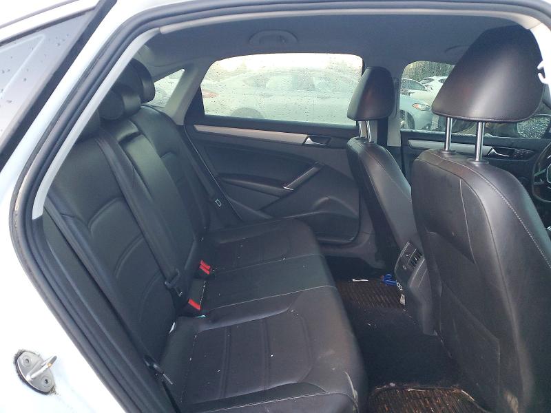 Photo 10 from auction – 2020 VOLKSWAGEN PASSAT with VIN 1VWSA7A37LC021578