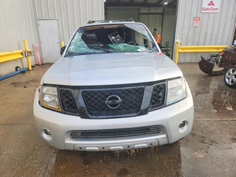 Photo 5 from auction – 2010 NISSAN PATHFINDER with VIN 5N1AR1NN1AC616810