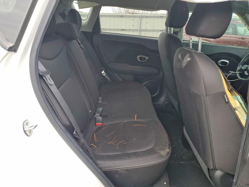 Photo 11 from auction – 2016 KIA SOUL with VIN KNDJN2A2XG7392486