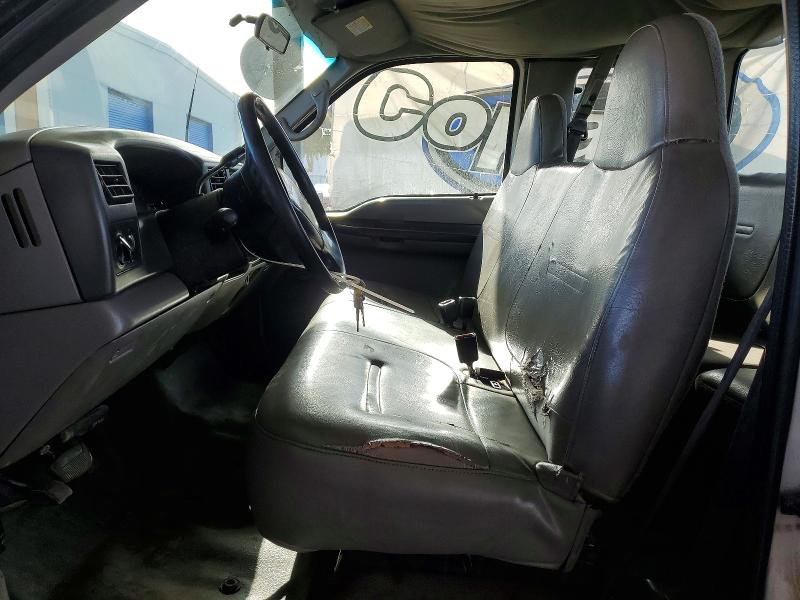 Photo 7 from auction – 2000 FORD F-250 with VIN 1FTNX20L5YEA42525