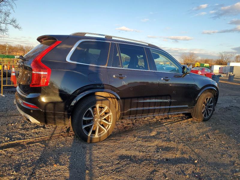 Photo 3 from auction – 2017 VOLVO XC90 with VIN YV4A22PK6H1120762