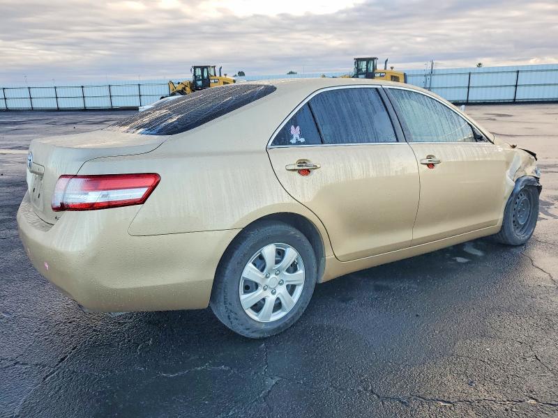 Photo 3 from auction – 2011 TOYOTA CAMRY with VIN 4T1BF3EK1BU662678