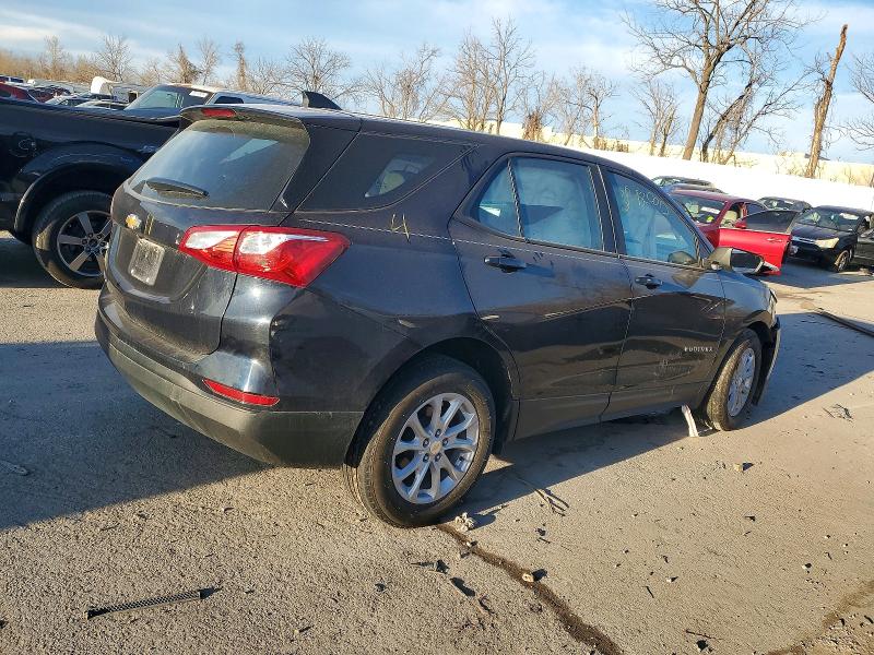 Photo 3 from auction – 2021 CHEVROLET EQUINOX with VIN 3GNAXHEV9MS134515