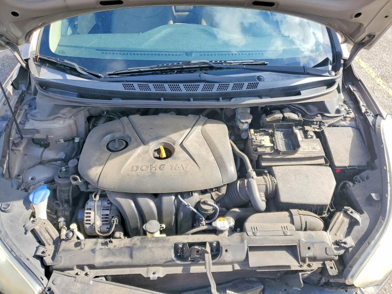 Photo 11 from auction – 2016 HYUNDAI ELANTRA SE with VIN 5NPDH4AE3GH754065