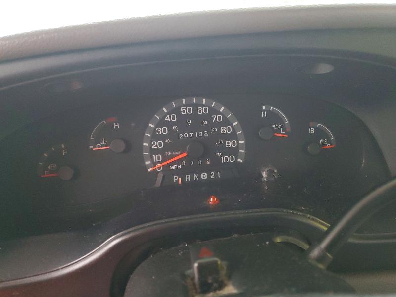 Photo 8 from auction – 2002 FORD E450SD AMB with VIN 1FDXE45S62HB22010