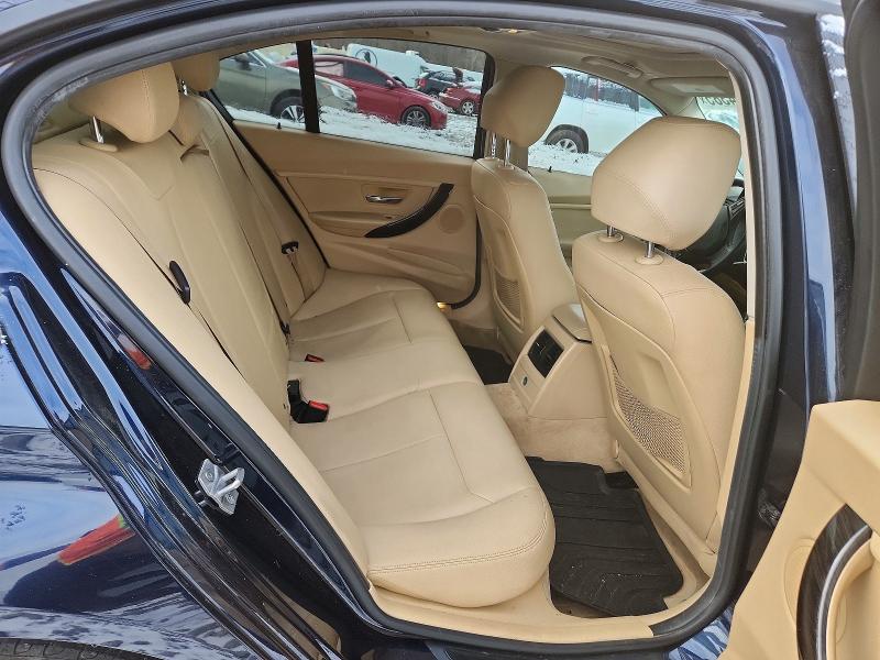 Photo 10 from auction – 2016 BMW 320 XI with VIN WBA8A3C5XGK689758