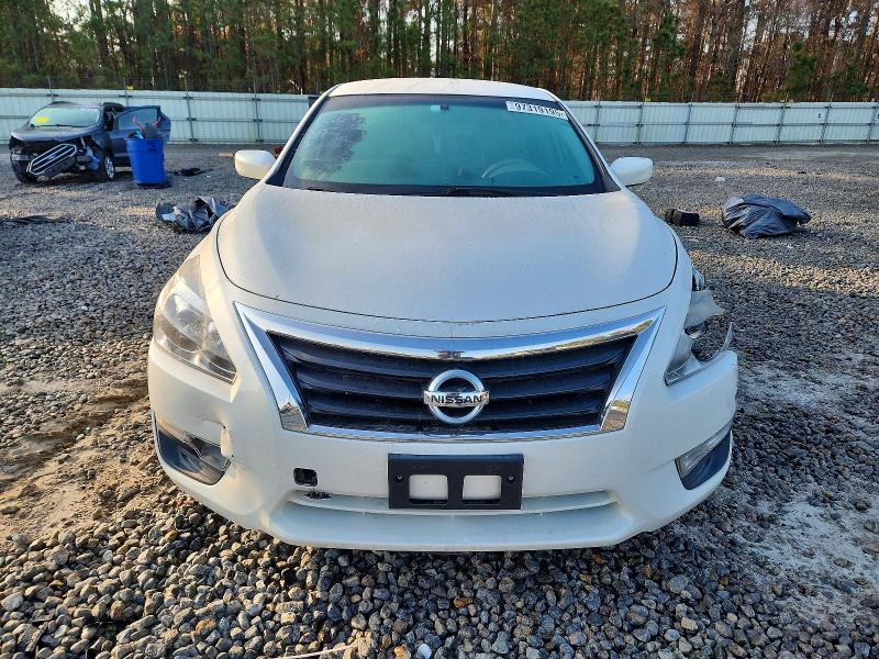 Photo 5 from auction – 2015 NISSAN ALTIMA with VIN 1N4AL3AP5FC216772