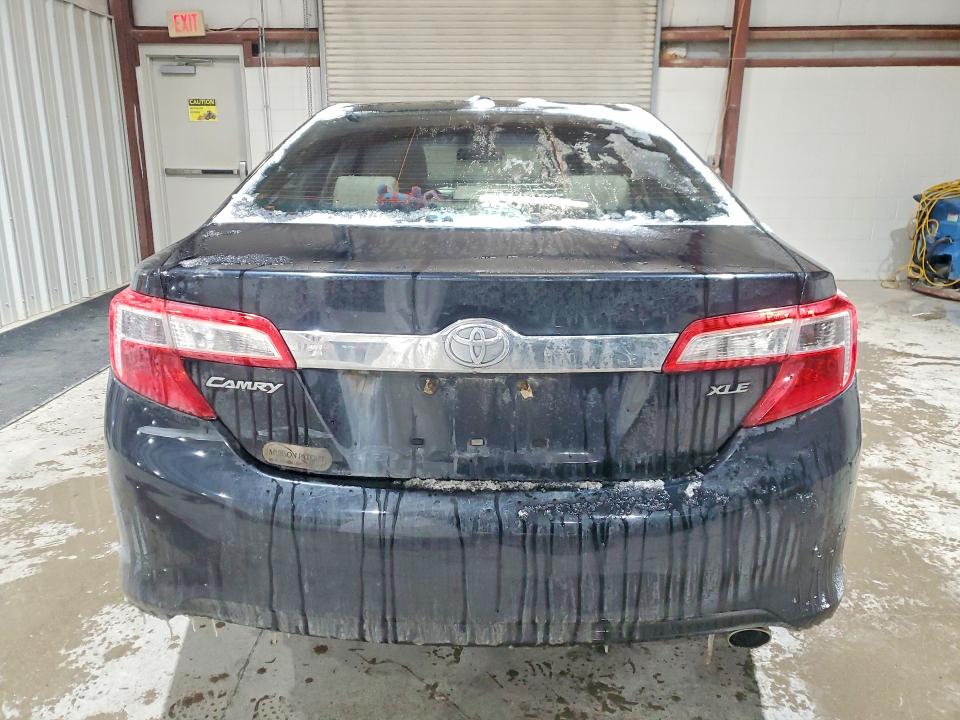 Zdjęcie 6 z aukcji – 2012 TOYOTA CAMRY BASE z VIN 4T1BF1FK5CU139152