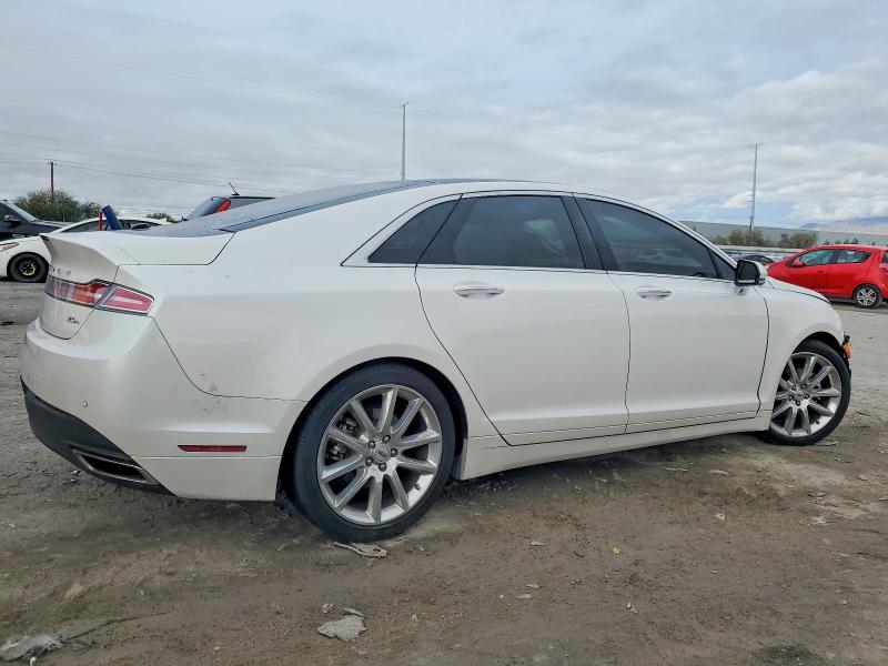 Photo 3 from auction – 2016 LINCOLN MKZ HYBRID with VIN 3LN6L2LU1GR615755