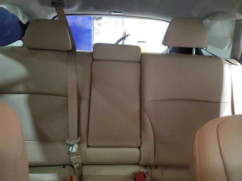 Photo 10 from auction – 2018 SUBARU OUTBACK with VIN 4S4BSANC3J3379566