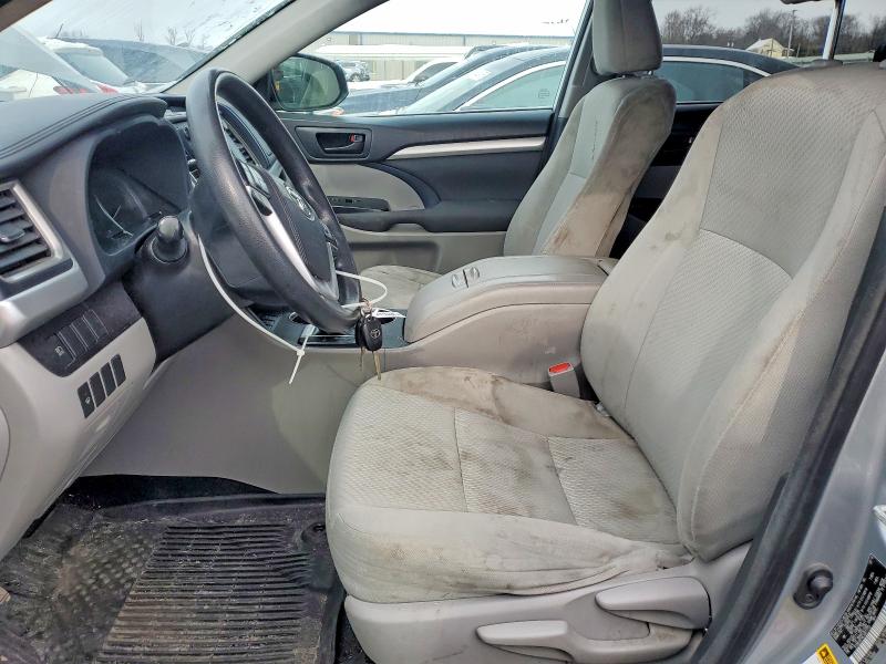 Photo 7 from auction – 2018 TOYOTA HIGHLANDER with VIN 5TDBZRFH6JS877753