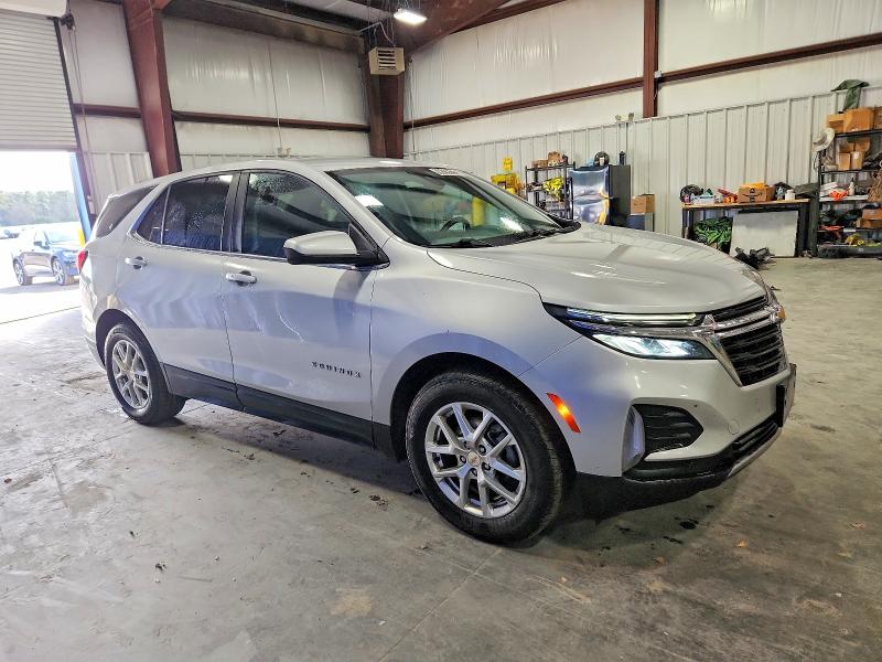 Photo 4 from auction – 2022 CHEVROLET EQUINOX LT with VIN 2GNAXJEV6N6142207