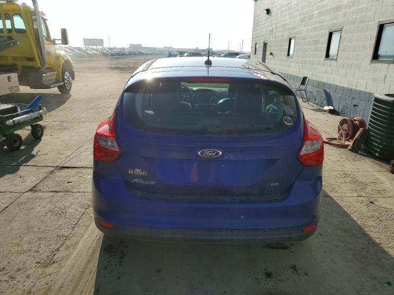 Photo 6 from auction – 2014 FORD FOCUS SE with VIN 1FADP3K21EL327225