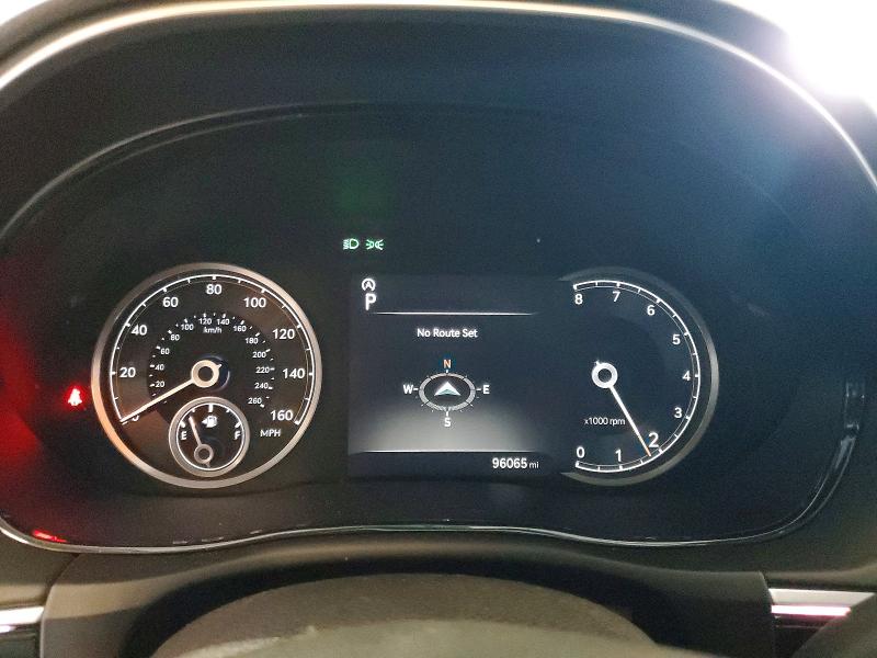 Photo 9 from auction – 2022 GENESIS GV70 BASE with VIN KMUMADTB8NU027950