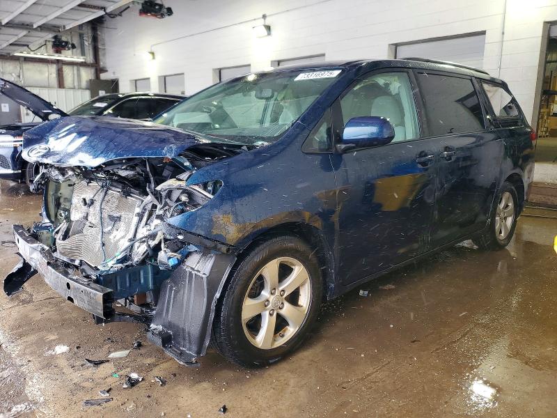 Photo 1 from auction – 2011 TOYOTA SIENNA LE with VIN 5TDKK3DC7BS083919