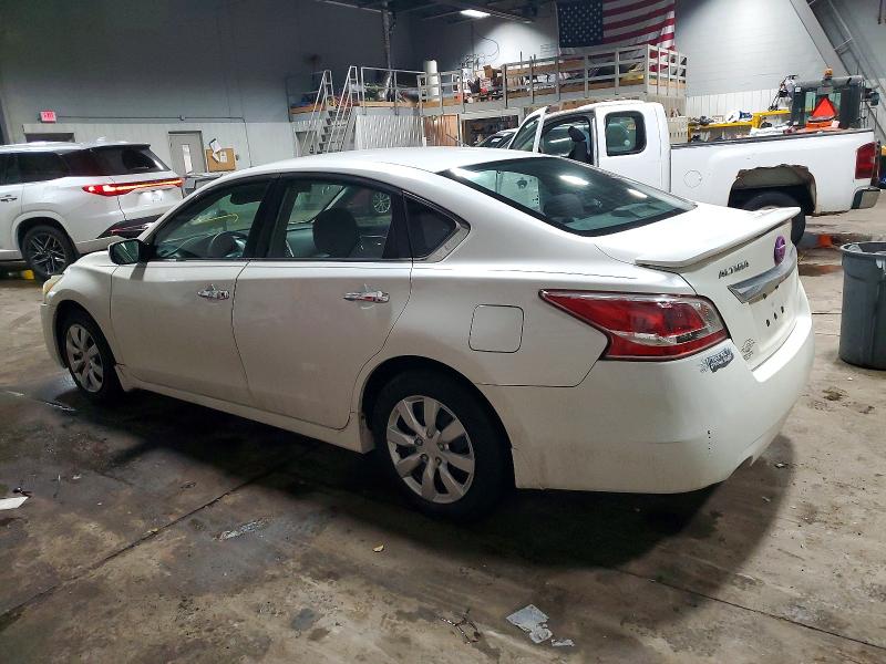 Photo 2 from auction – 2013 NISSAN ALTIMA with VIN 1N4AL3AP7DC906830