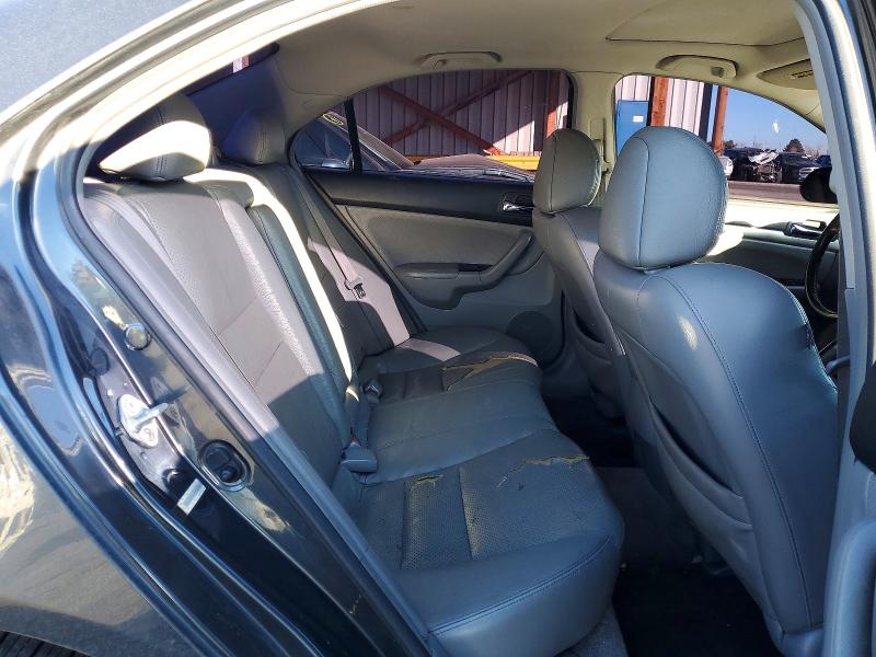 Photo 10 from auction – 2004 ACURA TSX with VIN JH4CL968X4C043849