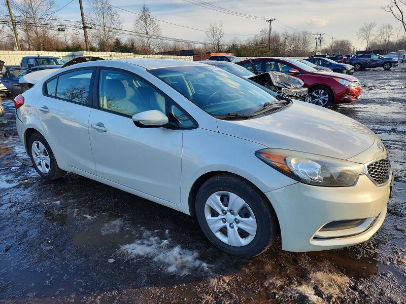 Photo 4 from auction – 2014 KIA FORTE LX with VIN KNAFK4A67E5091872