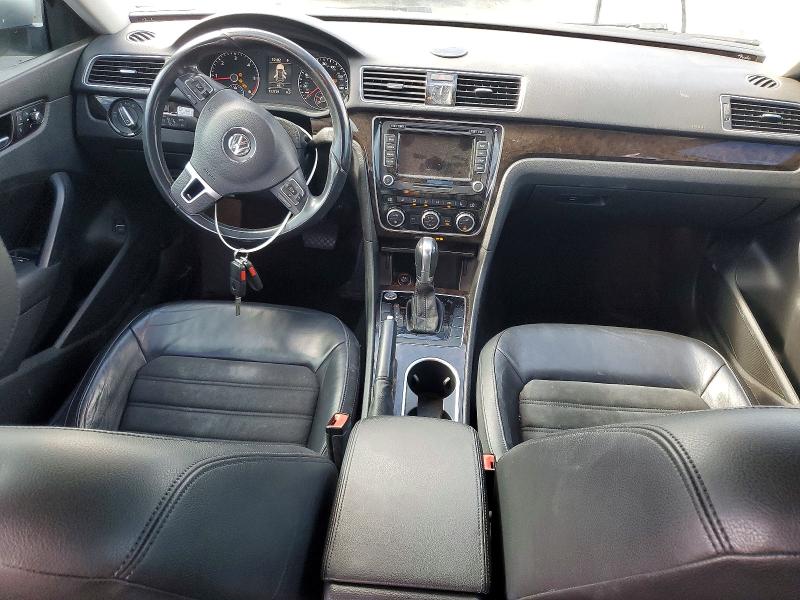 Photo 8 from auction – 2015 VOLKSWAGEN PASSAT SEL with VIN 1VWCV7A32FC083757