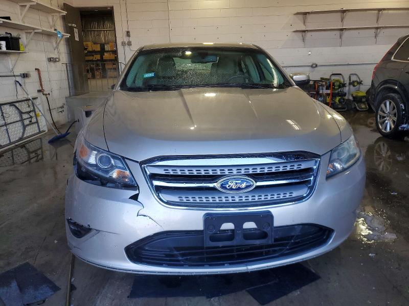 Photo 5 from auction – 2010 FORD TAURUS SEL with VIN 1FAHP2EW6AG106877