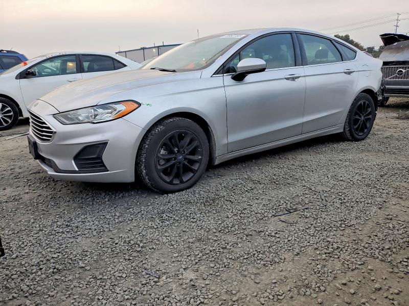 FORD FUSION SE 2019 with VIN 3FA6P0HD3KR178930 - Photo from auction