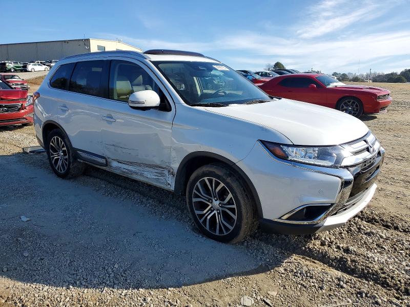 Photo 4 from auction – 2018 MITSUBISHI OUTLANDER with VIN JA4AD3A33JZ000746