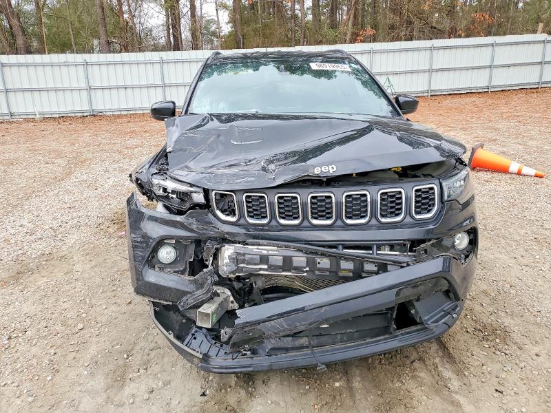 Photo 5 from auction – 2024 JEEP COMPASS LA with VIN 3C4NJDBN4RT101335