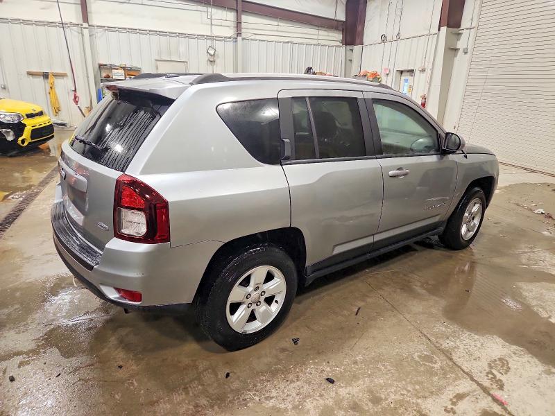 Photo 3 from auction – 2016 JEEP COMPASS LA with VIN 1C4NJCEA2GD784352