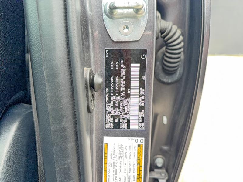 Photo 10 from auction – 2021 TOYOTA 4RUNNER SR with VIN JTEMU5JR6M5902253