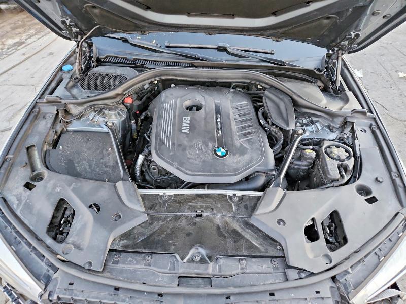 Photo 11 from auction – 2017 BMW 540 XI with VIN WBAJE7C3XHG890656