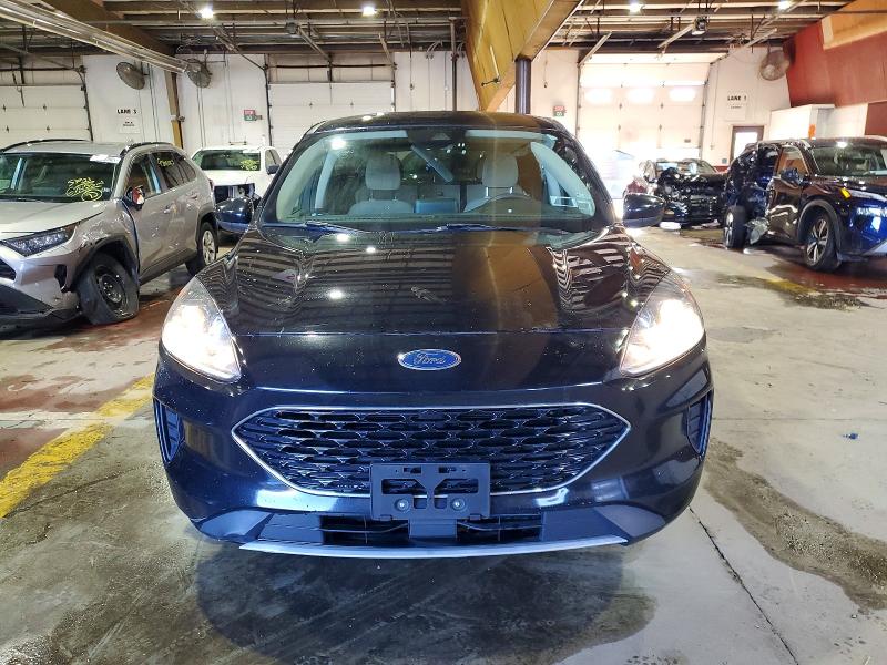 Photo 5 from auction – 2020 FORD ESCAPE SE with VIN 1FMCU0G60LUC60418
