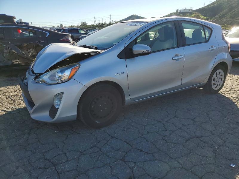 TOYOTA PRIUS C 2016 with VIN JTDKDTB38G1133518 - Photo from auction