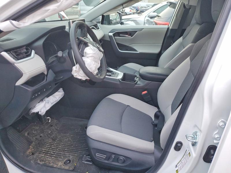 Photo 7 from auction – 2024 TOYOTA RAV4 XLE with VIN 2T3RWRFV9RW204012