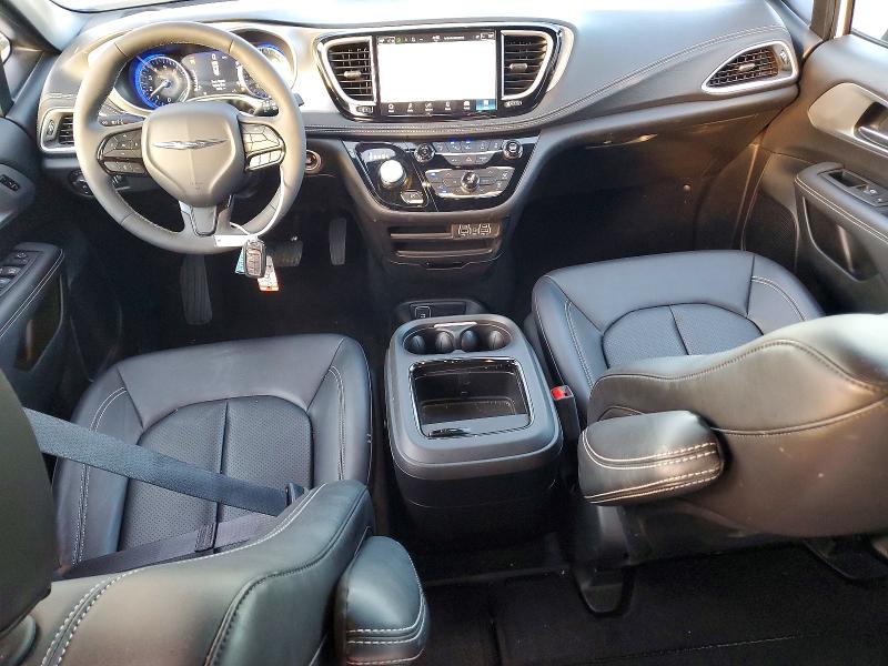 Photo 8 from auction – 2024 CHRYSLER PACIFICA T with VIN 2C4RC1BG8RR121280