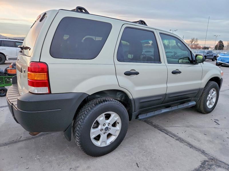 Photo 3 from auction – 2006 FORD ESCAPE XLT with VIN 1FMCU93186KA99850